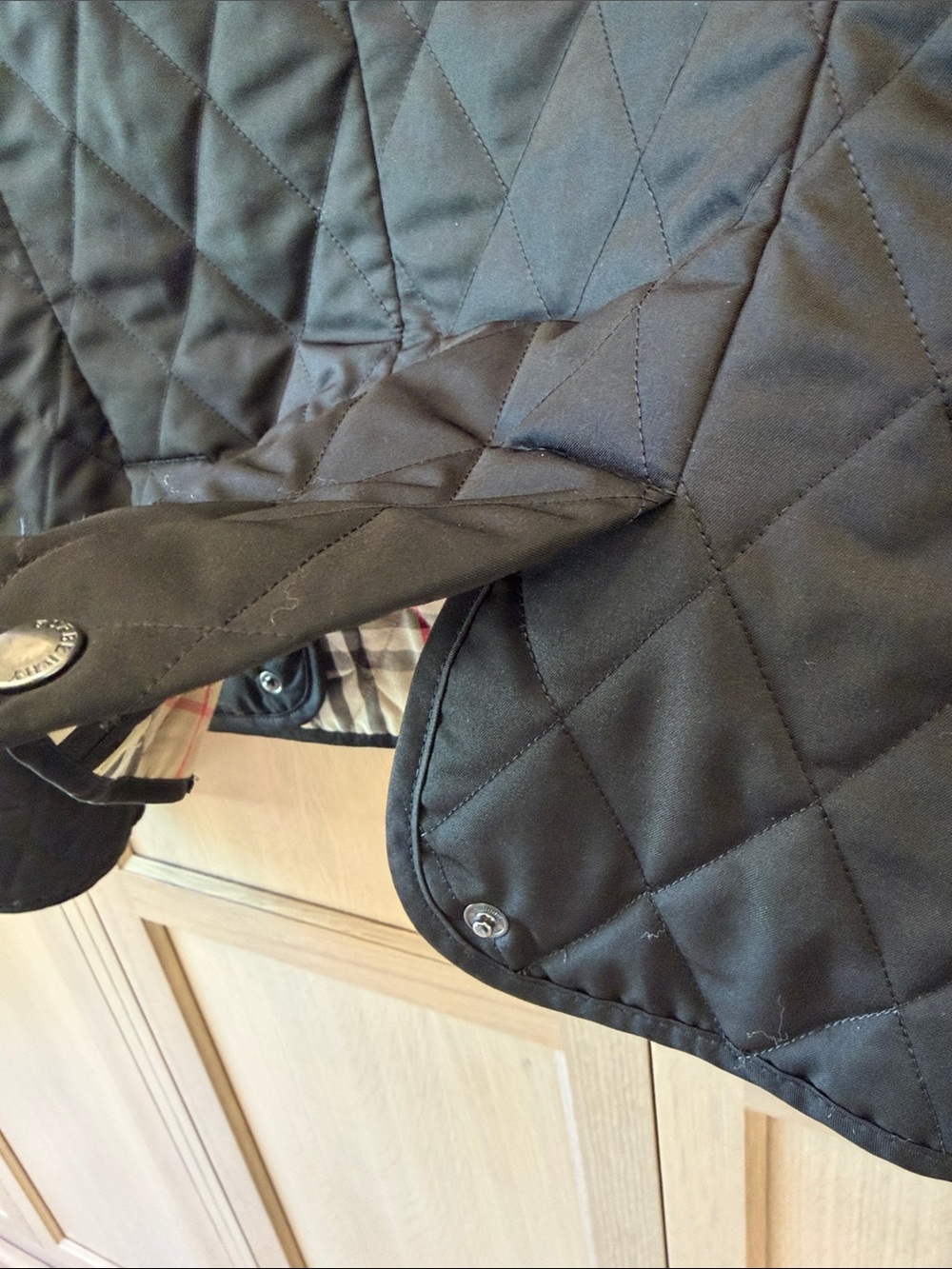 BURBERRY | Quilter Zip Jacket - Black | Size: Medium - Picture 7 of 8